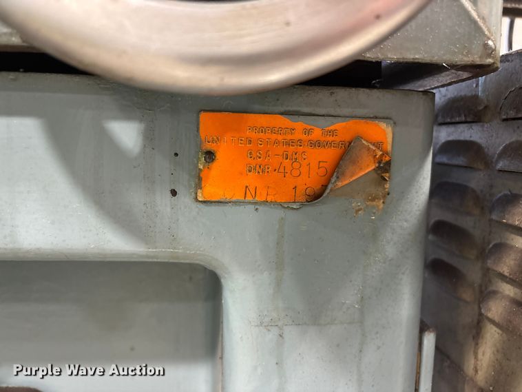 image for item EO4277 DoAll D-6 grinder