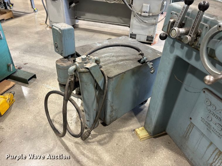 image for item EO4277 DoAll D-6 grinder