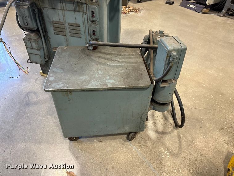 image for item EO4277 DoAll D-6 grinder