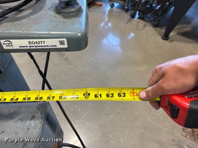 image for item EO4277 DoAll D-6 grinder