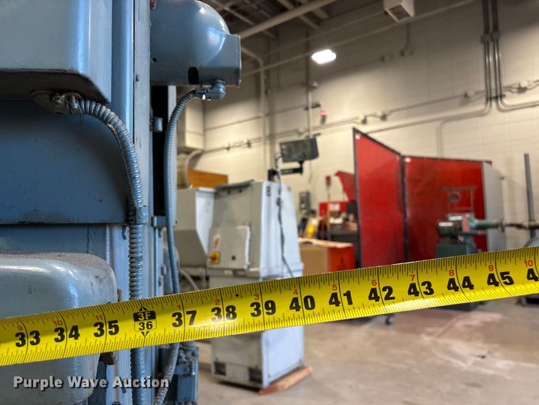 image for item EO4277 DoAll D-6 grinder