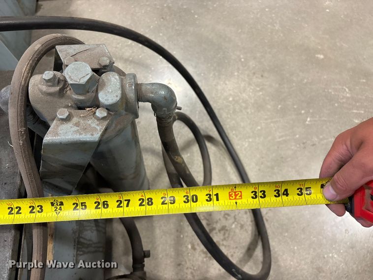 image for item EO4277 DoAll D-6 grinder