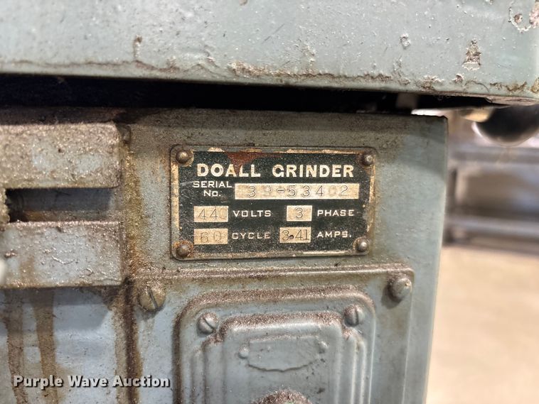 image for item EO4277 DoAll D-6 grinder