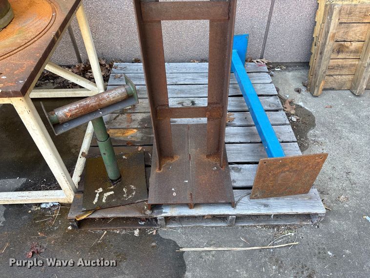 image for item EO4278 Tools