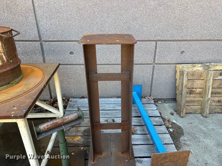 image for item EO4278 Tools