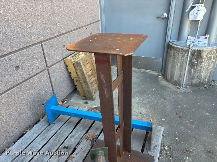 image for item EO4278 Tools