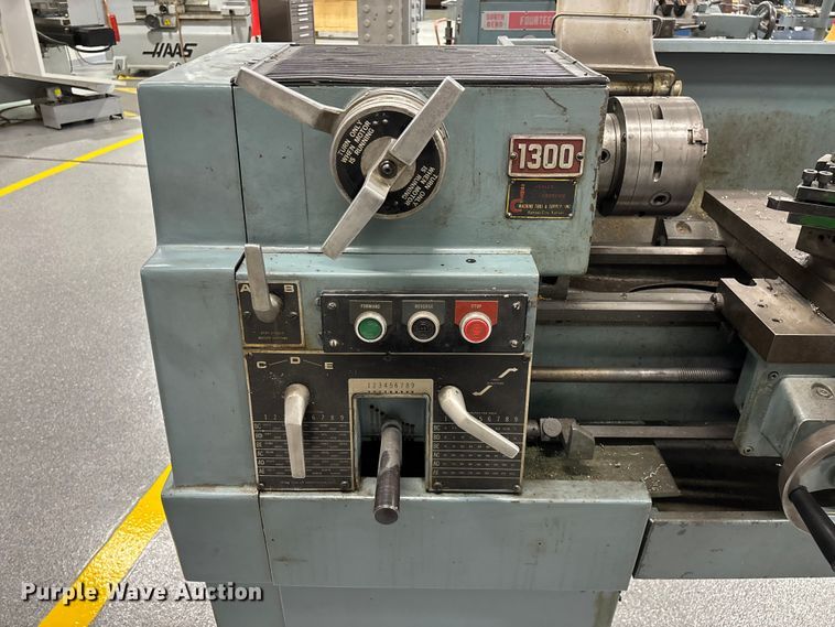 image for item EO4279 Clausing 1301 lathe