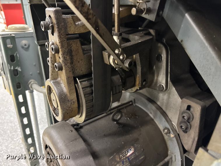 image for item EO4279 Clausing 1301 lathe