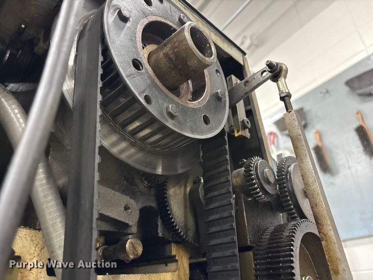 image for item EO4279 Clausing 1301 lathe