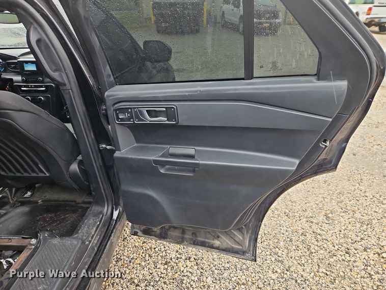 image for item EO7322 2020 Ford Explorer Police Interceptor  SUV