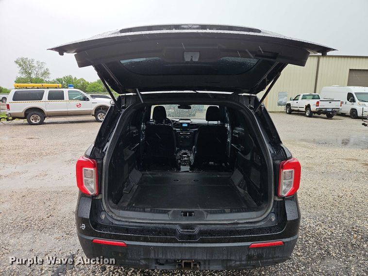 image for item EO7322 2020 Ford Explorer Police Interceptor  SUV