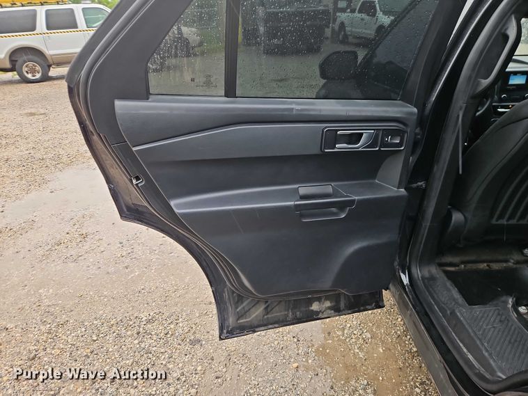 image for item EO7322 2020 Ford Explorer Police Interceptor  SUV