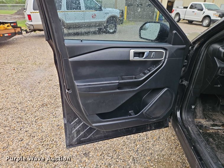 image for item EO7324 2020 Ford Explorer Police Interceptor SUV