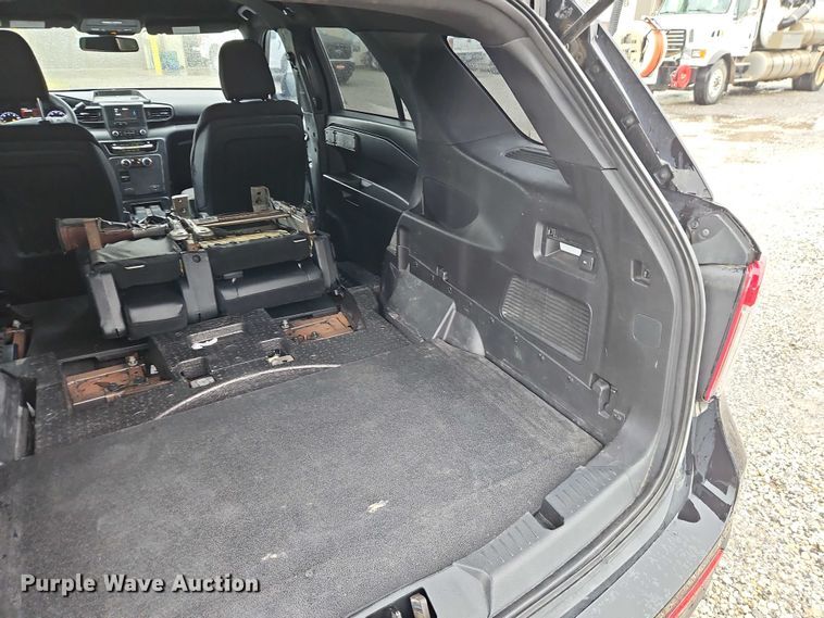 image for item EO7324 2020 Ford Explorer Police Interceptor SUV