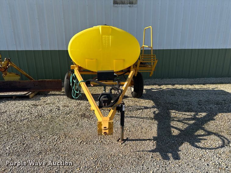 image for item ER0464 sprayer trailer