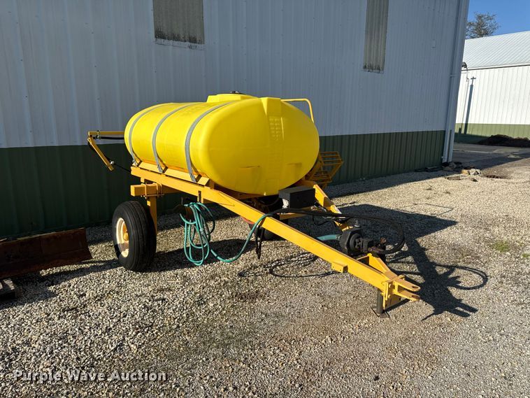 image for item ER0464 sprayer trailer