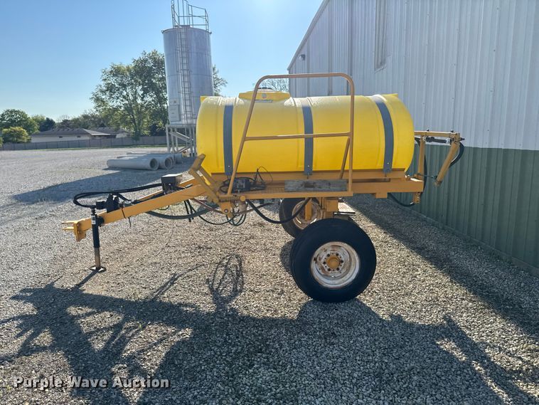 image for item ER0464 sprayer trailer