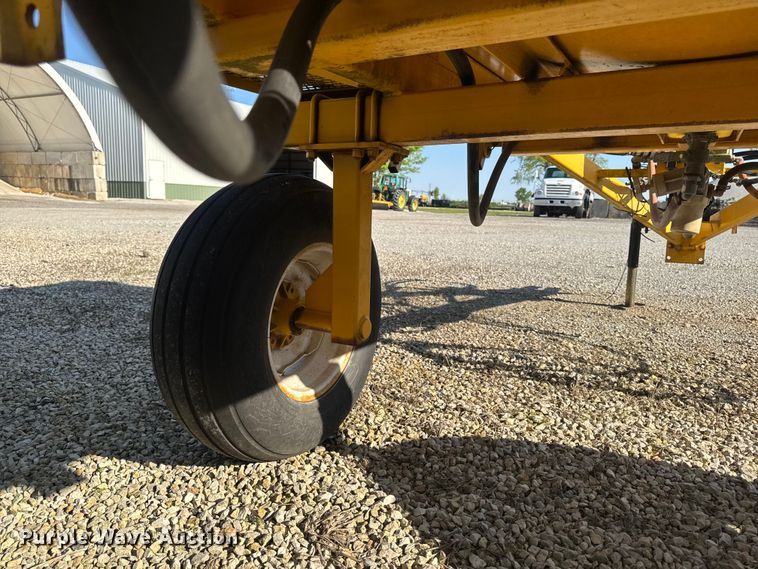 image for item ER0464 sprayer trailer