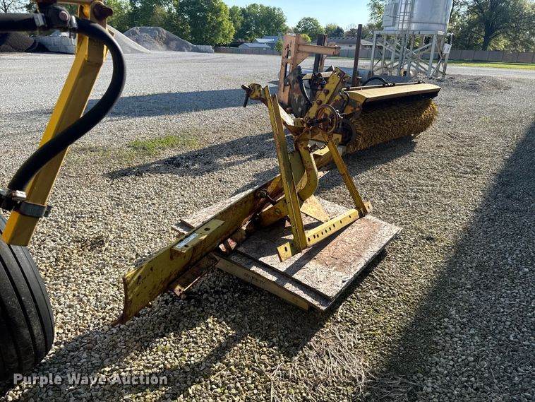 image for item ER0465 Three point blade