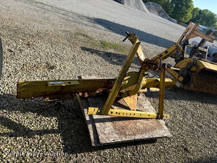 image for item ER0465 Three point blade