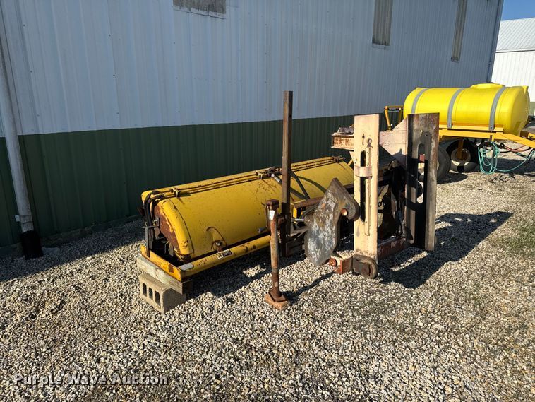 image for item ER0466 Truck mounted broom