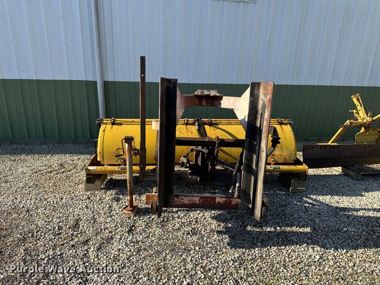 image for item ER0466 Truck mounted broom