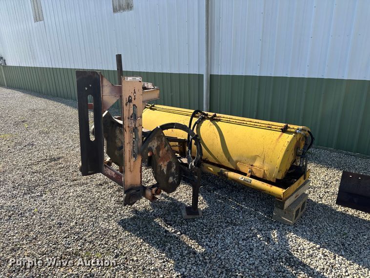 image for item ER0466 Truck mounted broom