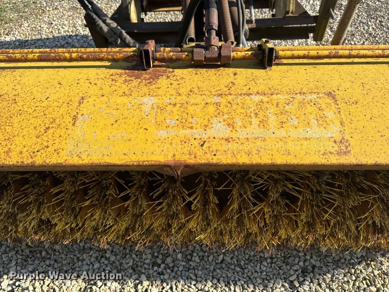 image for item ER0466 Truck mounted broom