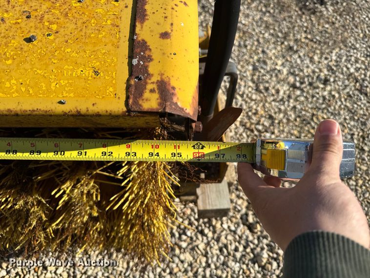 image for item ER0466 Truck mounted broom