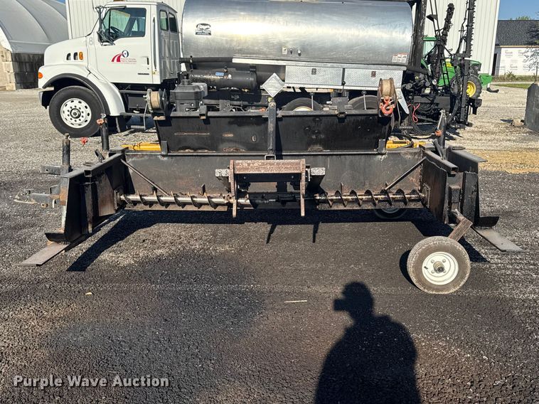 image for item ER0467 Pave-A-Lot trailer mounted asphalt paver and grader