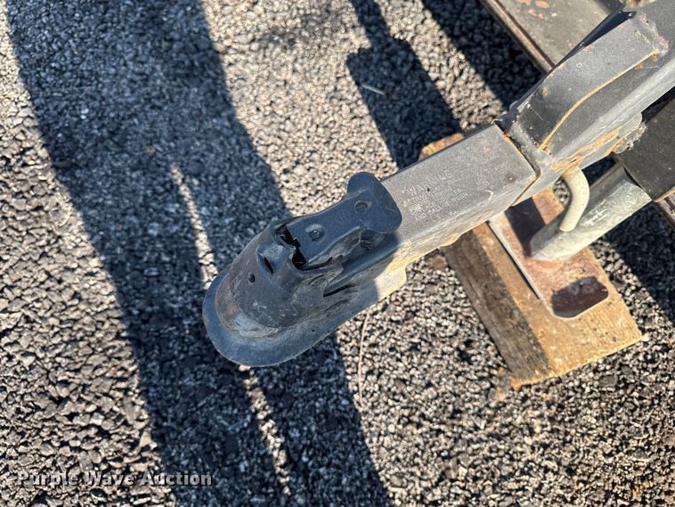 image for item ER0467 Pave-A-Lot trailer mounted asphalt paver and grader