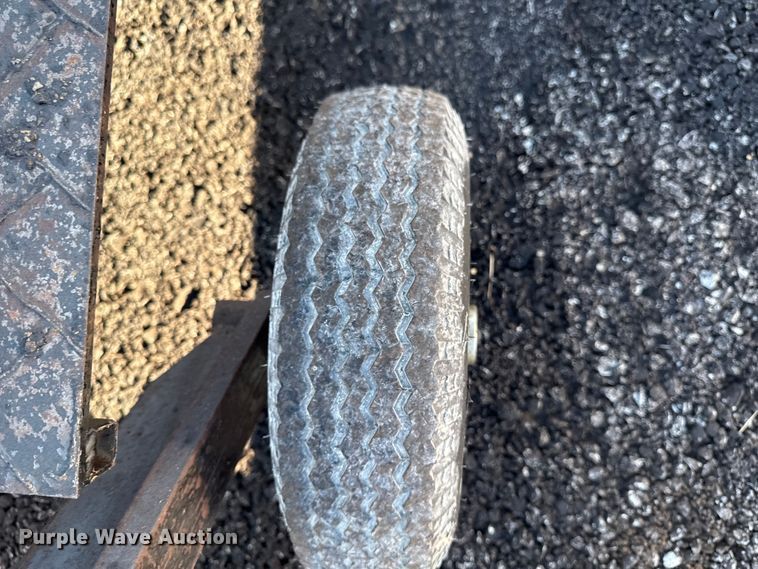 image for item ER0467 Pave-A-Lot trailer mounted asphalt paver and grader