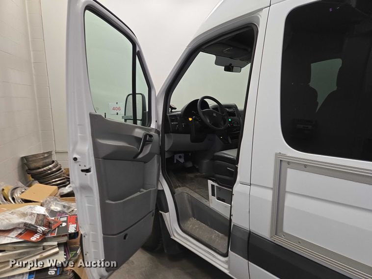 image for item ER1512 2008 Dodge Sprinter 3500 handicap accessible van