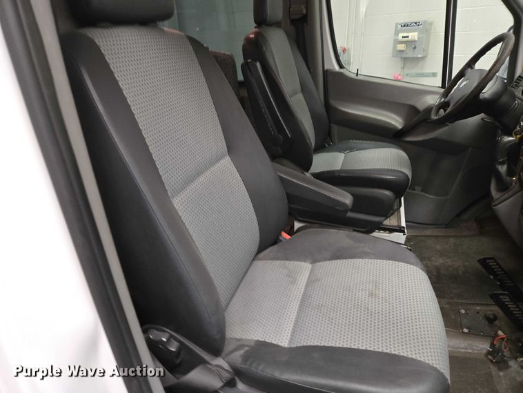 image for item ER1512 2008 Dodge Sprinter 3500 handicap accessible van