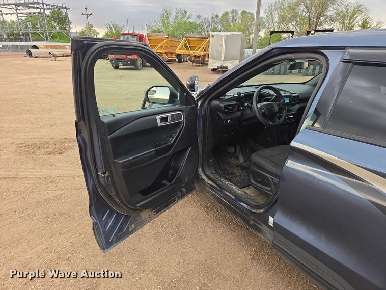 image for item ER1612 2021 Ford Explorer Police Interceptor SUV