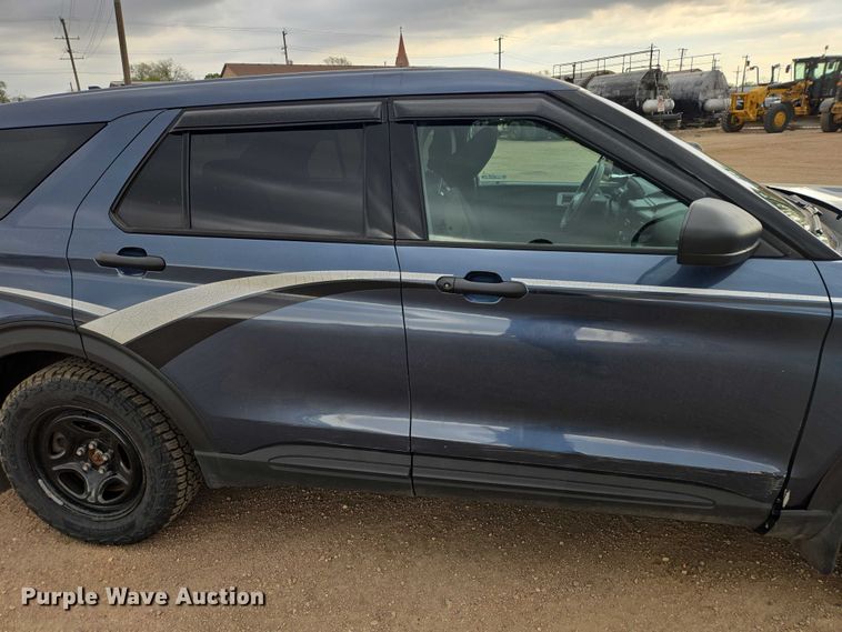 image for item ER1612 2021 Ford Explorer Police Interceptor SUV