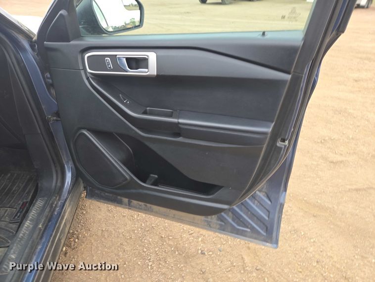 image for item ER1612 2021 Ford Explorer Police Interceptor SUV
