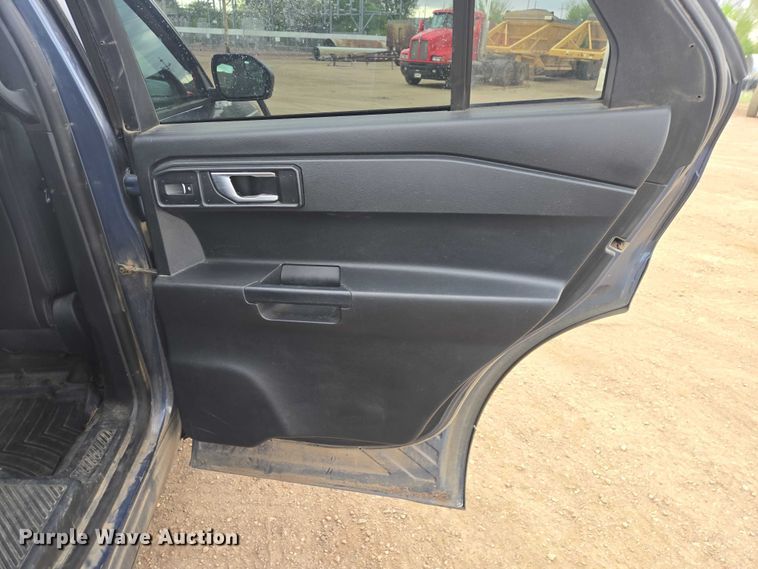 image for item ER1612 2021 Ford Explorer Police Interceptor SUV
