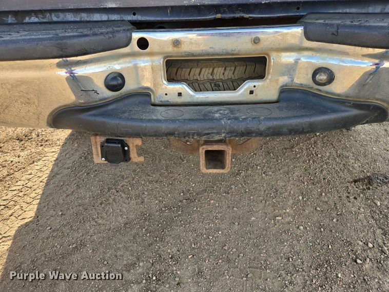 image for item ER1613 2004 Ford F250 Super Duty Ext. Cab pickup truck