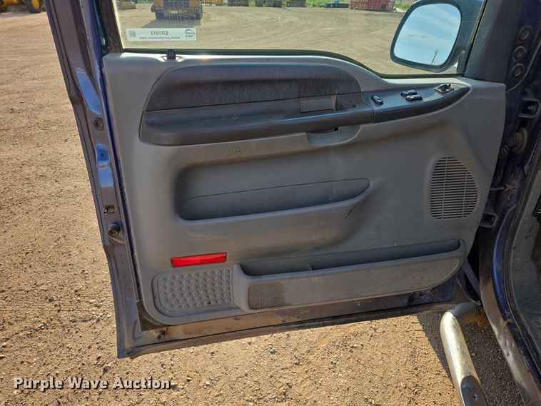 image for item ER1613 2004 Ford F250 Super Duty Ext. Cab pickup truck