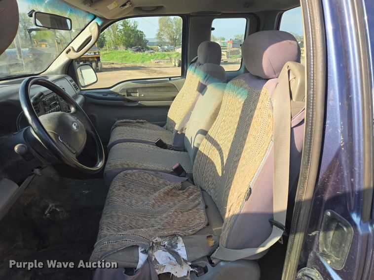 image for item ER1613 2004 Ford F250 Super Duty Ext. Cab pickup truck