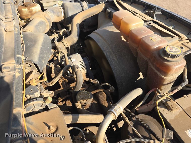 image for item ER1613 2004 Ford F250 Super Duty Ext. Cab pickup truck