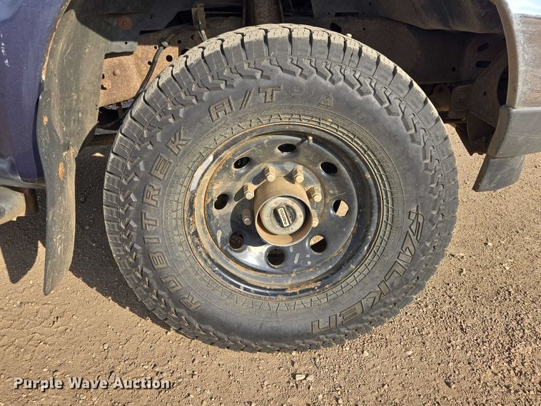 image for item ER1613 2004 Ford F250 Super Duty Ext. Cab pickup truck