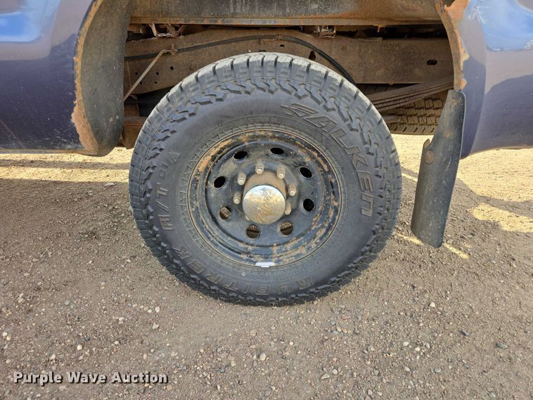 image for item ER1613 2004 Ford F250 Super Duty Ext. Cab pickup truck