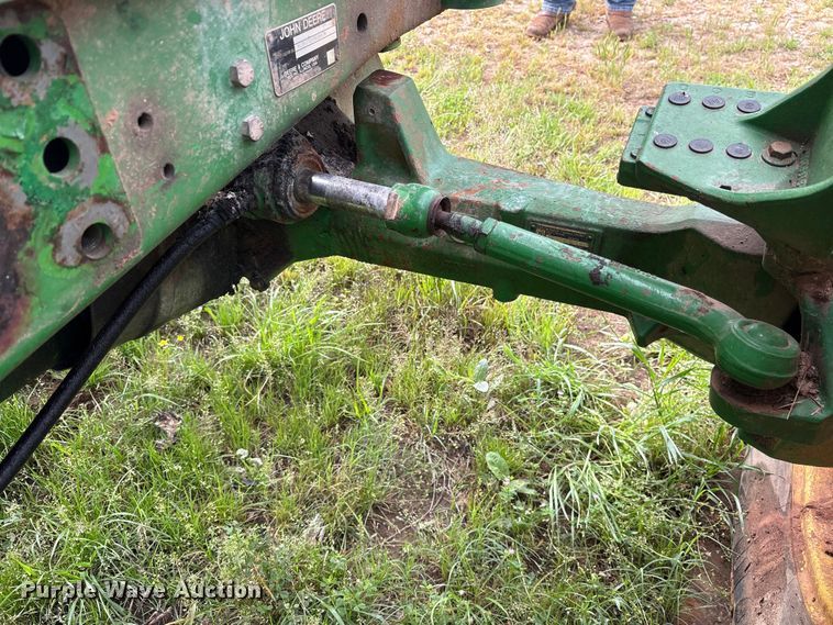 image for item ES8981 John Deere 6310 MFWD tractor