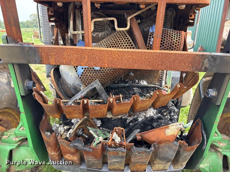 image for item ES8981 John Deere 6310 MFWD tractor