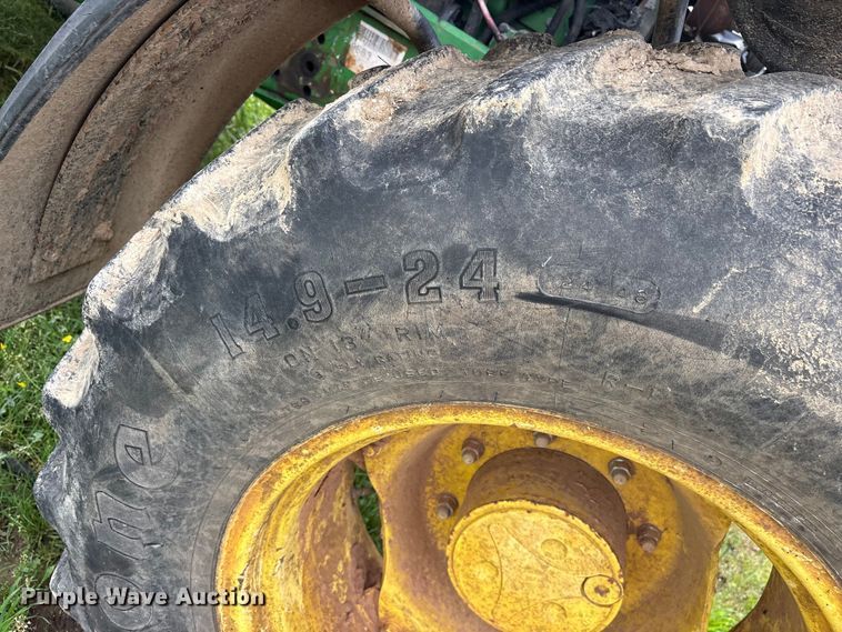 image for item ES8981 John Deere 6310 MFWD tractor
