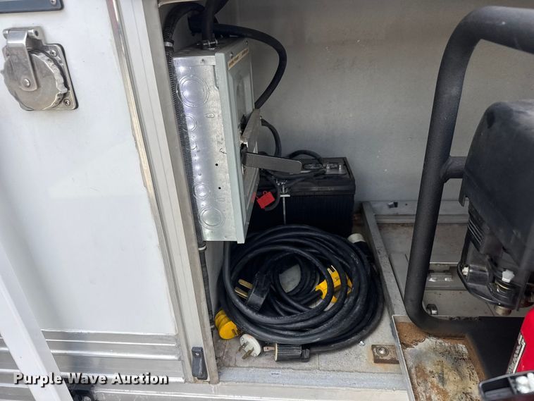image for item ET1886 2012 UFI 20' Command TRL enclosed cargo trailer