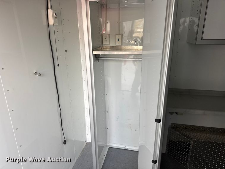 image for item ET1886 2012 UFI 20' Command TRL enclosed cargo trailer