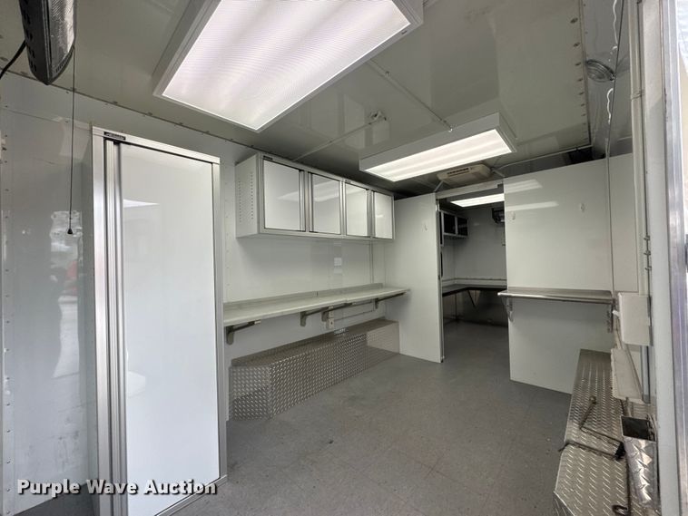 image for item ET1886 2012 UFI 20' Command TRL enclosed cargo trailer